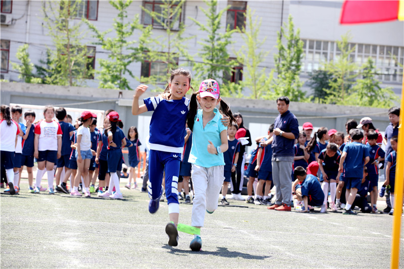 力迈中美国际学校：孩子太矫情，可能是家长的原因！