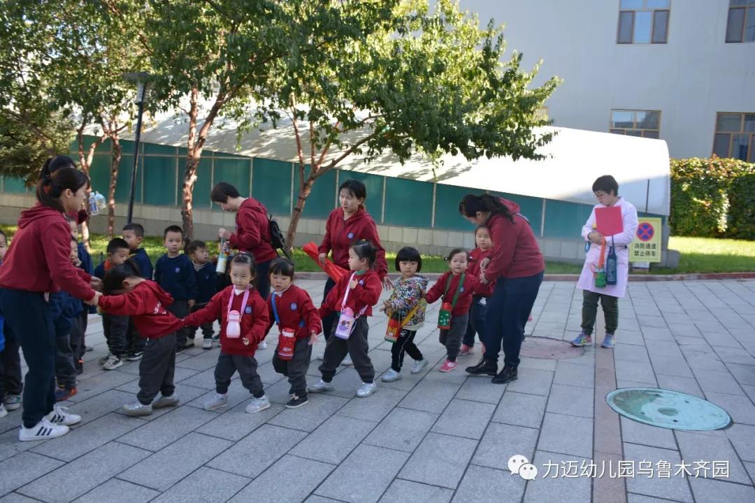 力迈幼儿园‖“走进科技馆 开启科学梦”参观科技馆活动(图42)