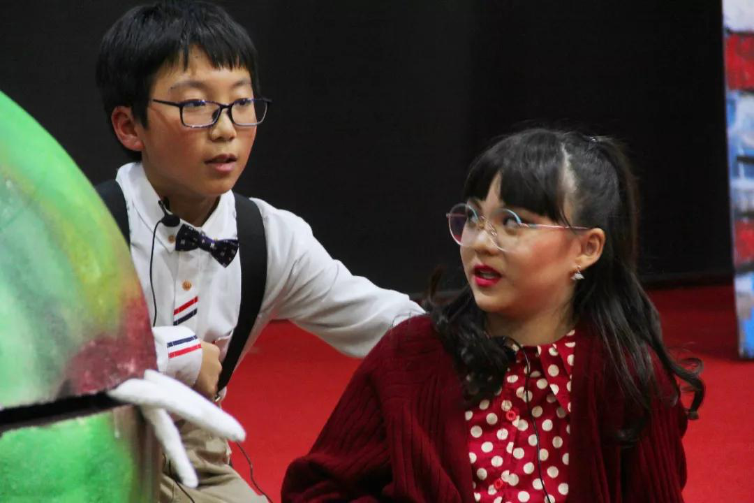 力迈中美国际学校卡文特戏剧之“Little Shop Horrors”(图27)