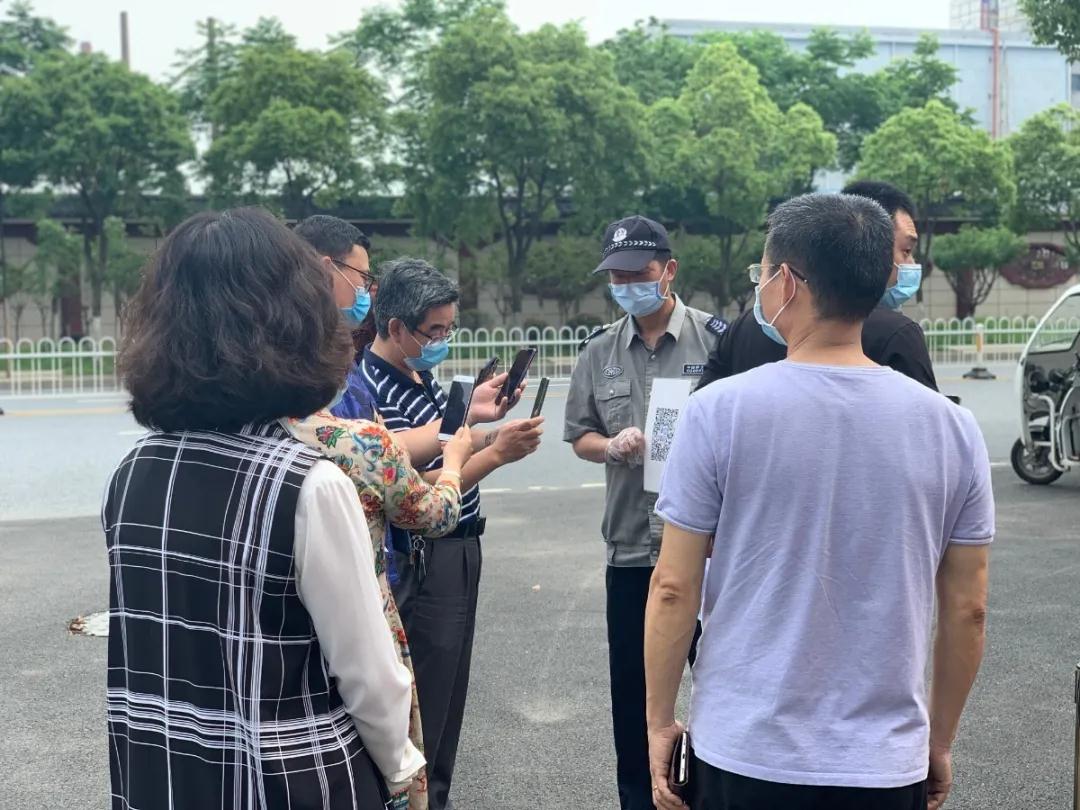 南昌力迈（国际）学校复学日｜春风十里，不如校园有你(图3)