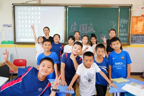 【庆国庆，迎华诞】北京力迈中美（国际）学校海南校区国庆节主题活动(图6)