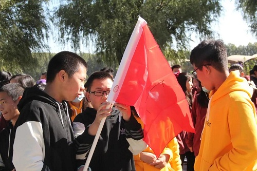 挑战自我，锤炼班级文化|力迈中美国际学校中学生素质拓展训练(图9)