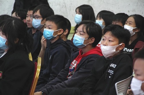 成长路上，与法同行 | 力迈中美国际学校“国家宪法日”法治主题教育讲座(图10)