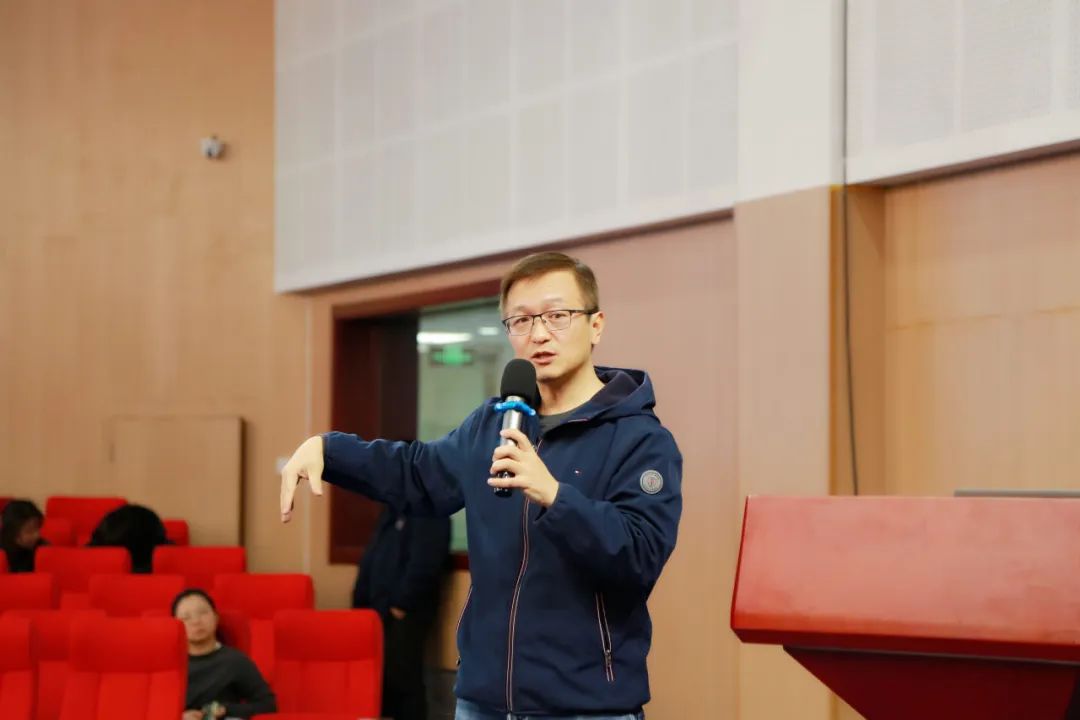 力迈 职业规划讲座 | "职"点迷津，"职"面未来的多元人生(图3)
